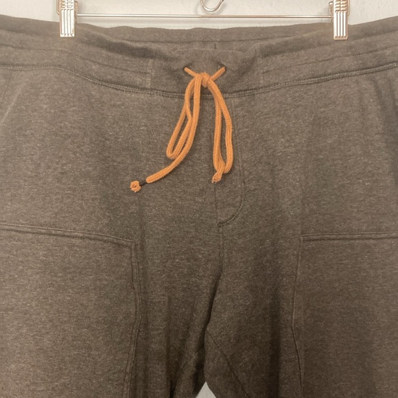 REI Cooperative Co-Op Mens Size XXL Grey Nook Fleece Pants Joggers Drawstring - Picture 3 of 16